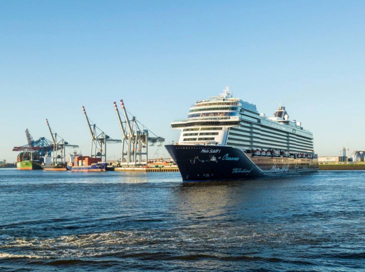 Von Kiel nach Hamburg mit der Neuen Mein Schiff 1