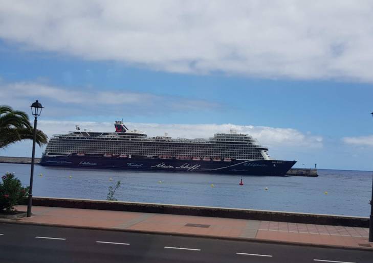 Kreuzfahrt mit Mein Schiff 2 Kreuzfahrt mit Mein Schiff 2