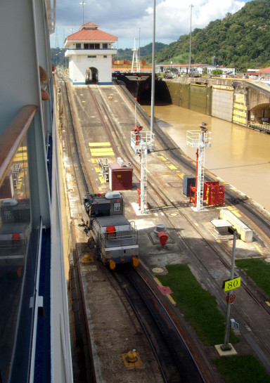 original Miraflores Lock 9